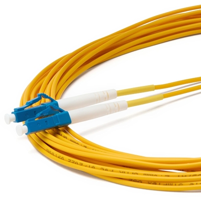 LC UPC a LC UPC Simplex OS2 2,0 mm Cable de parche de fibra óptica de PVC 1m